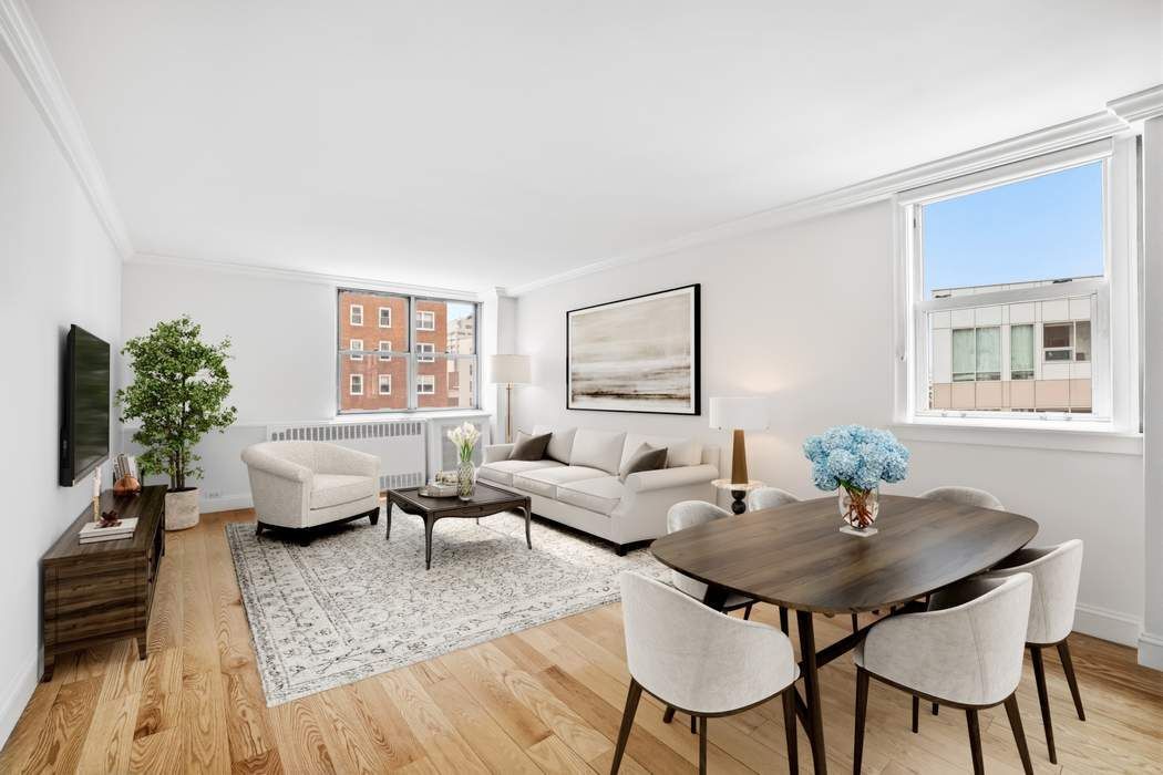 32 Gramercy Park S 10A Property Photo 1