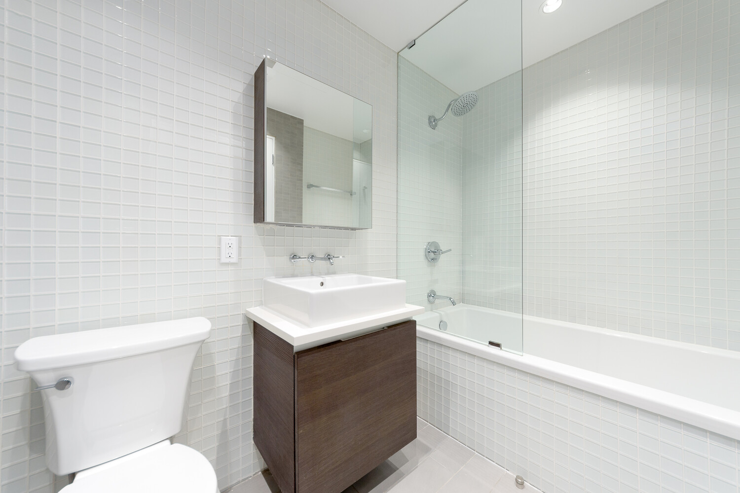 427 E 12th Street 1a Property Photo 9
