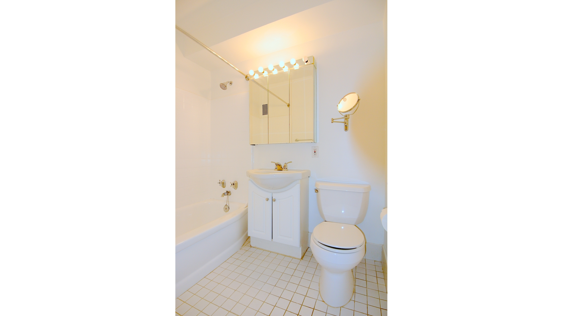 501 W 123rd Street 7b Property Photo 16