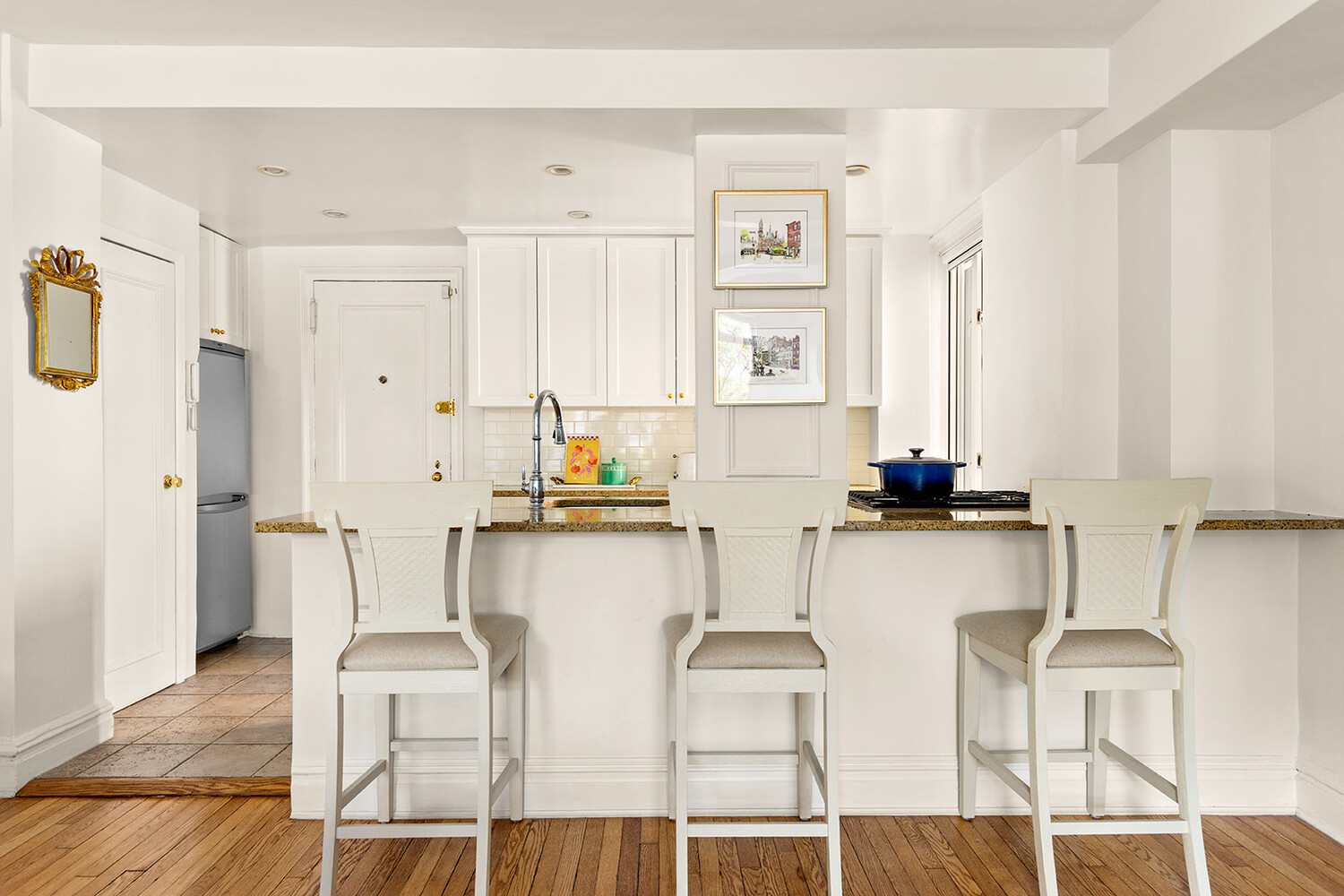 61 W 9th Street 8e Property Photo 3