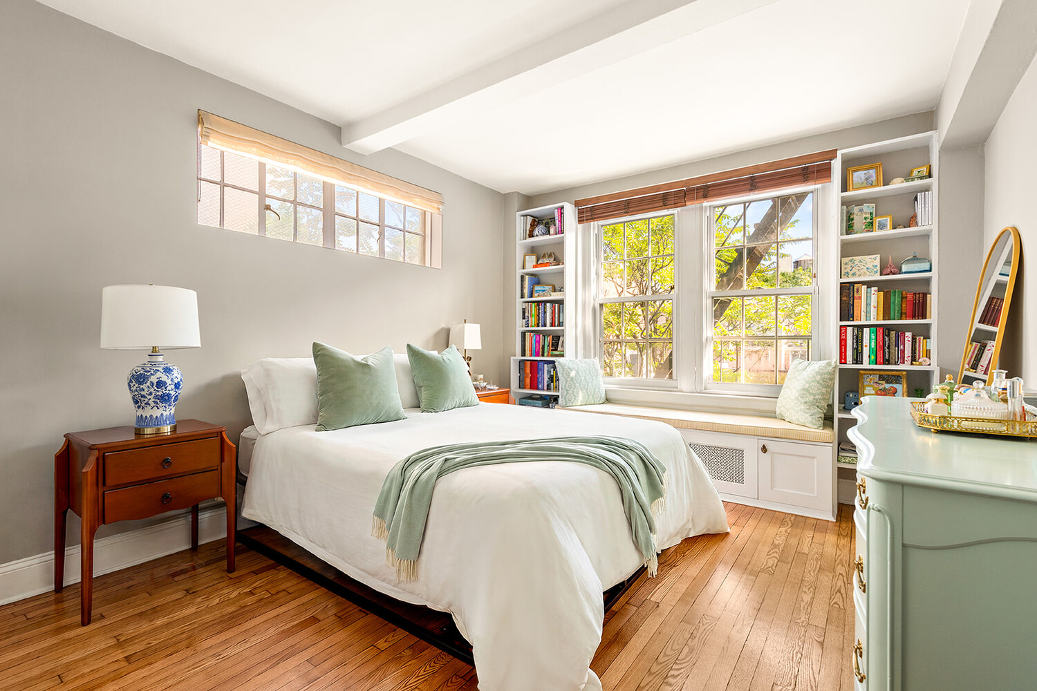 61 W 9th Street 8e Property Photo 5