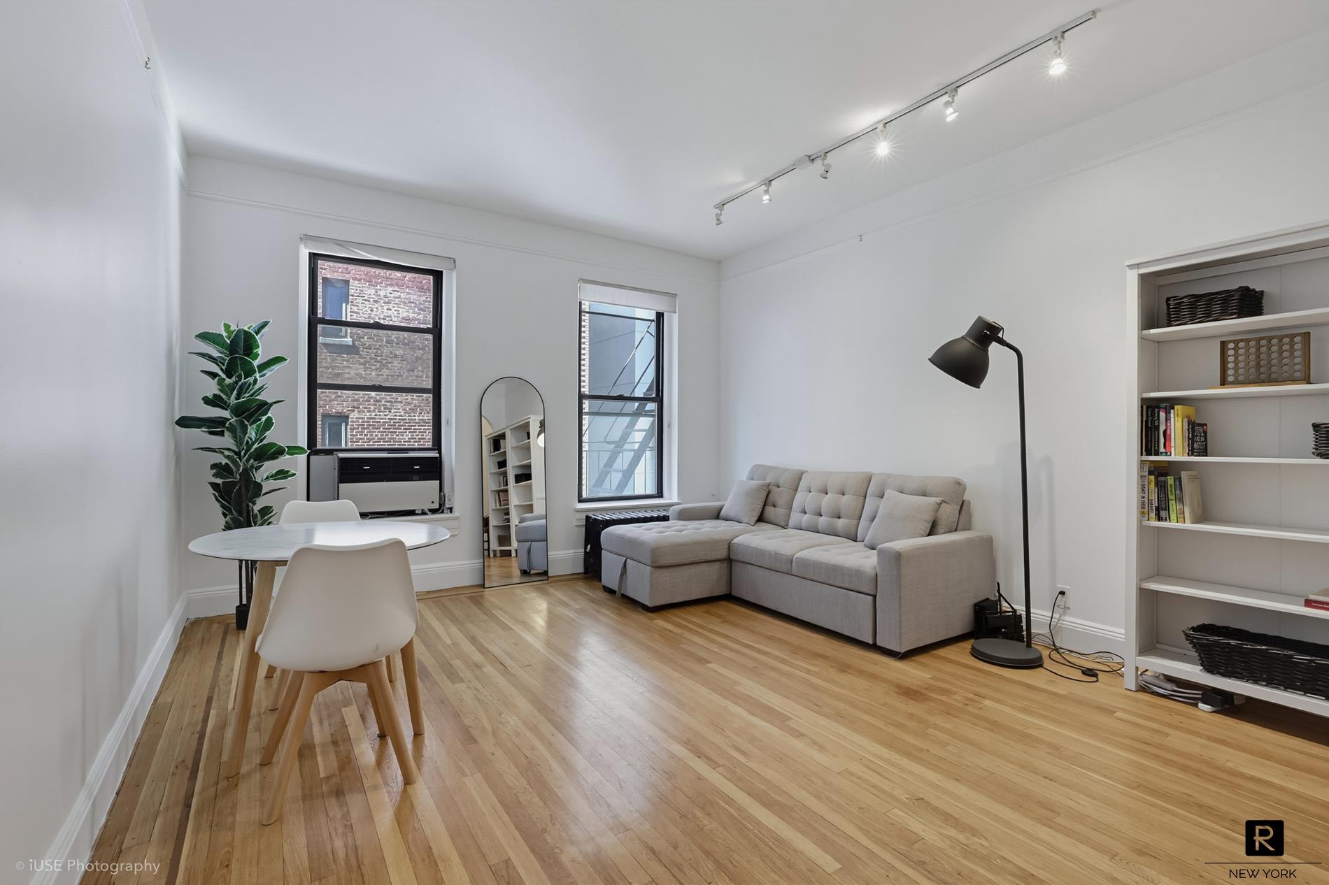 26 W 97th Street 4-d Property Photo 6