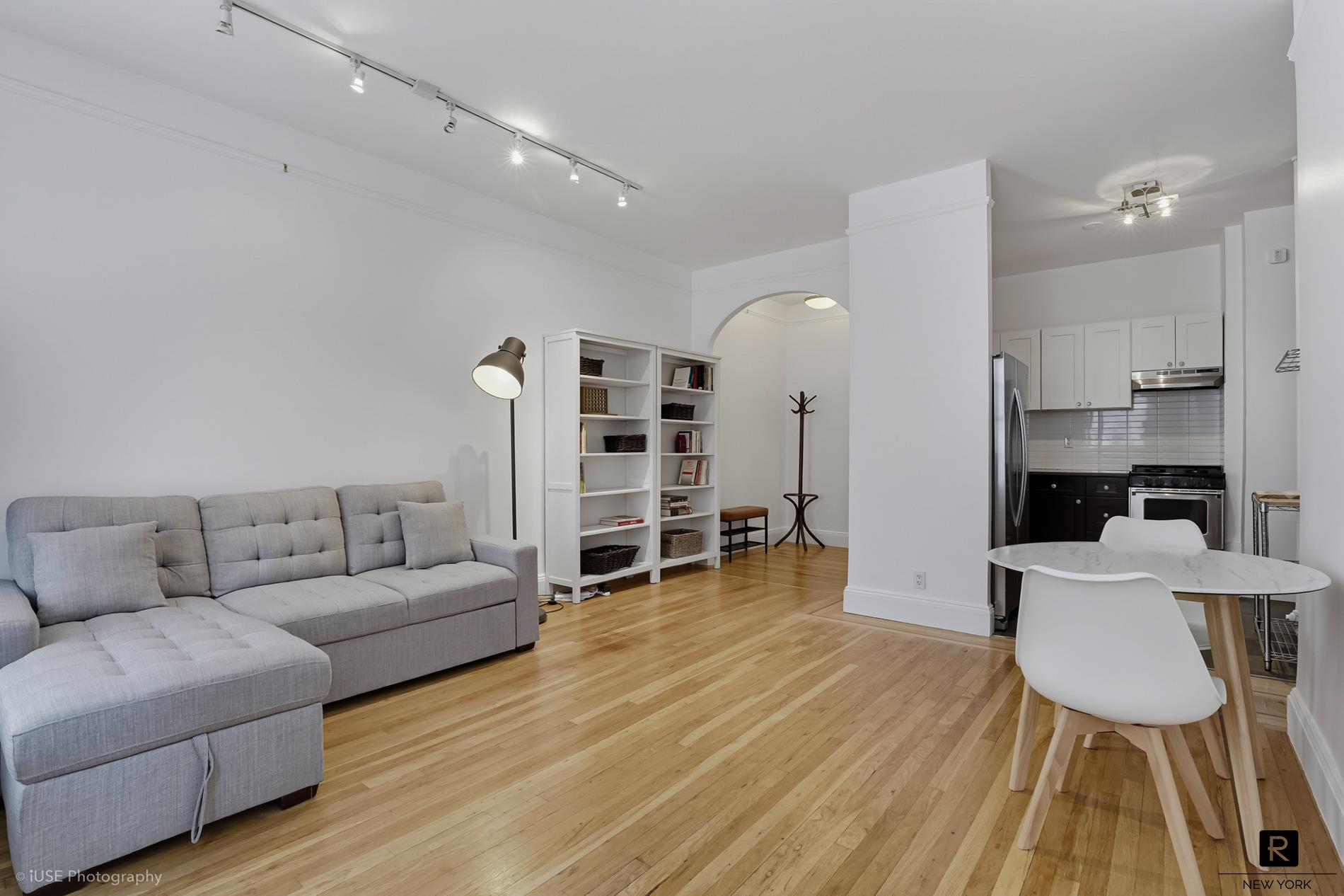 26 W 97th Street 4-d Property Photo 7