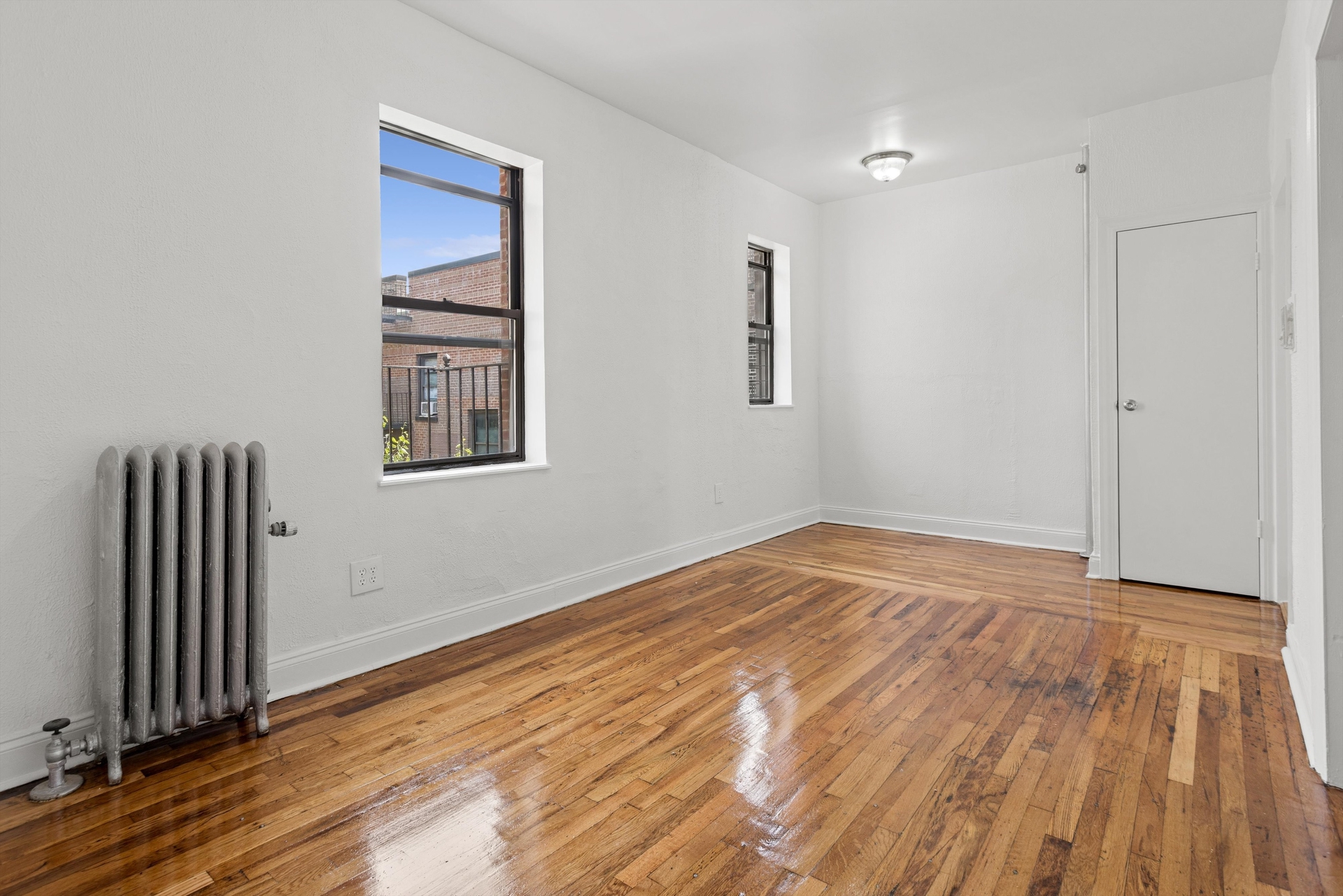 45-35 48TH Street 5D Property Photo 1