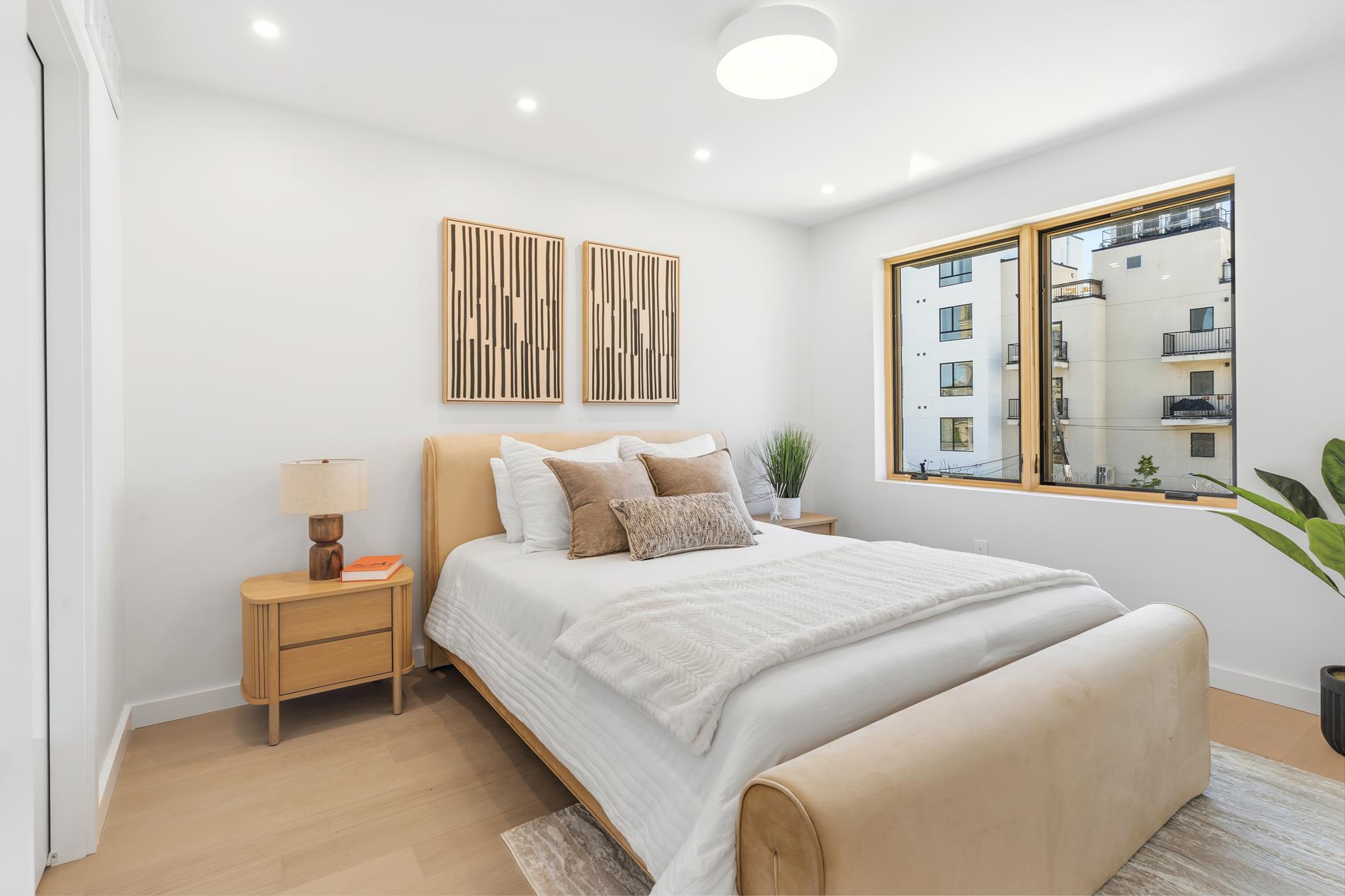 176 Frost Street 2-b Property Photo 6