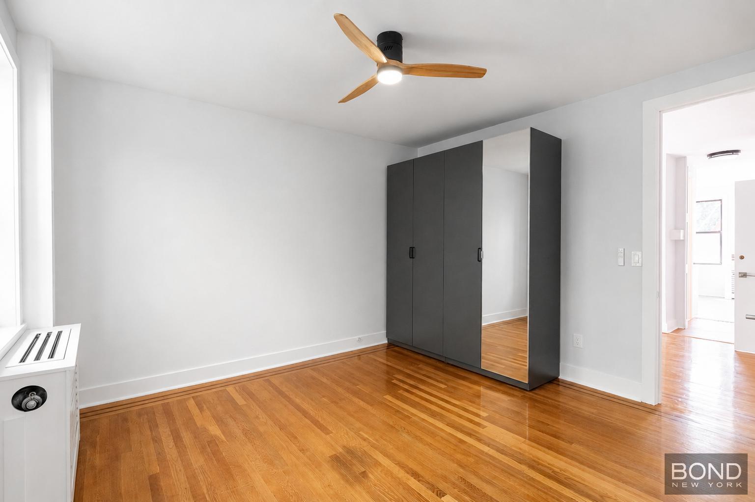 25-38 18th Street 2 Property Photo 5