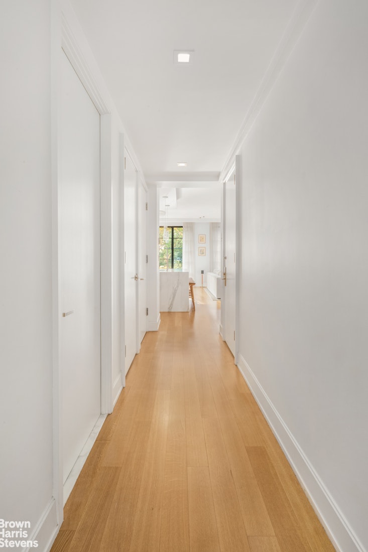 204 Forsyth Street 4s Property Photo 8
