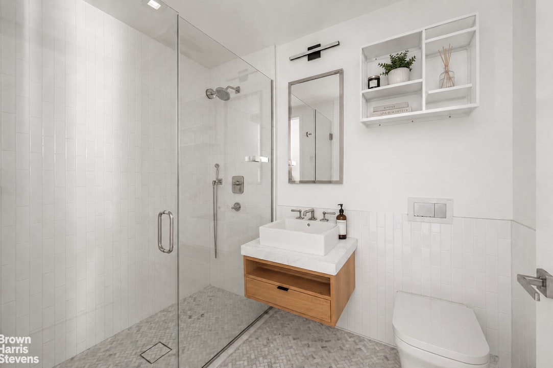 204 Forsyth Street 4s Property Photo 15
