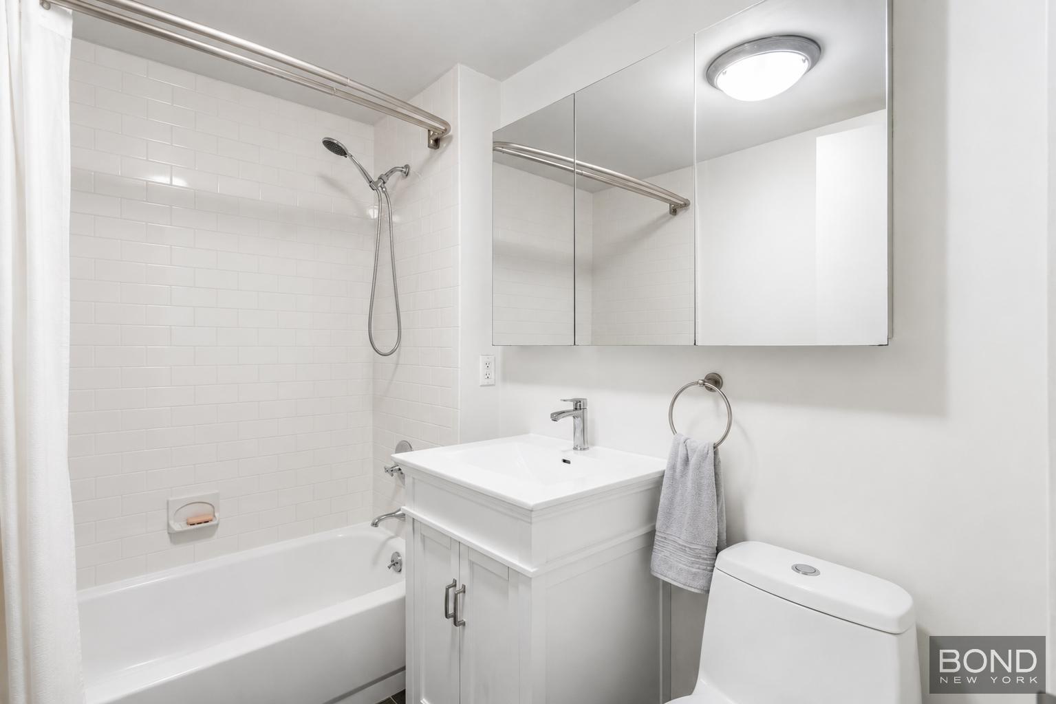 736 W 187th Street 302 Property Photo 5