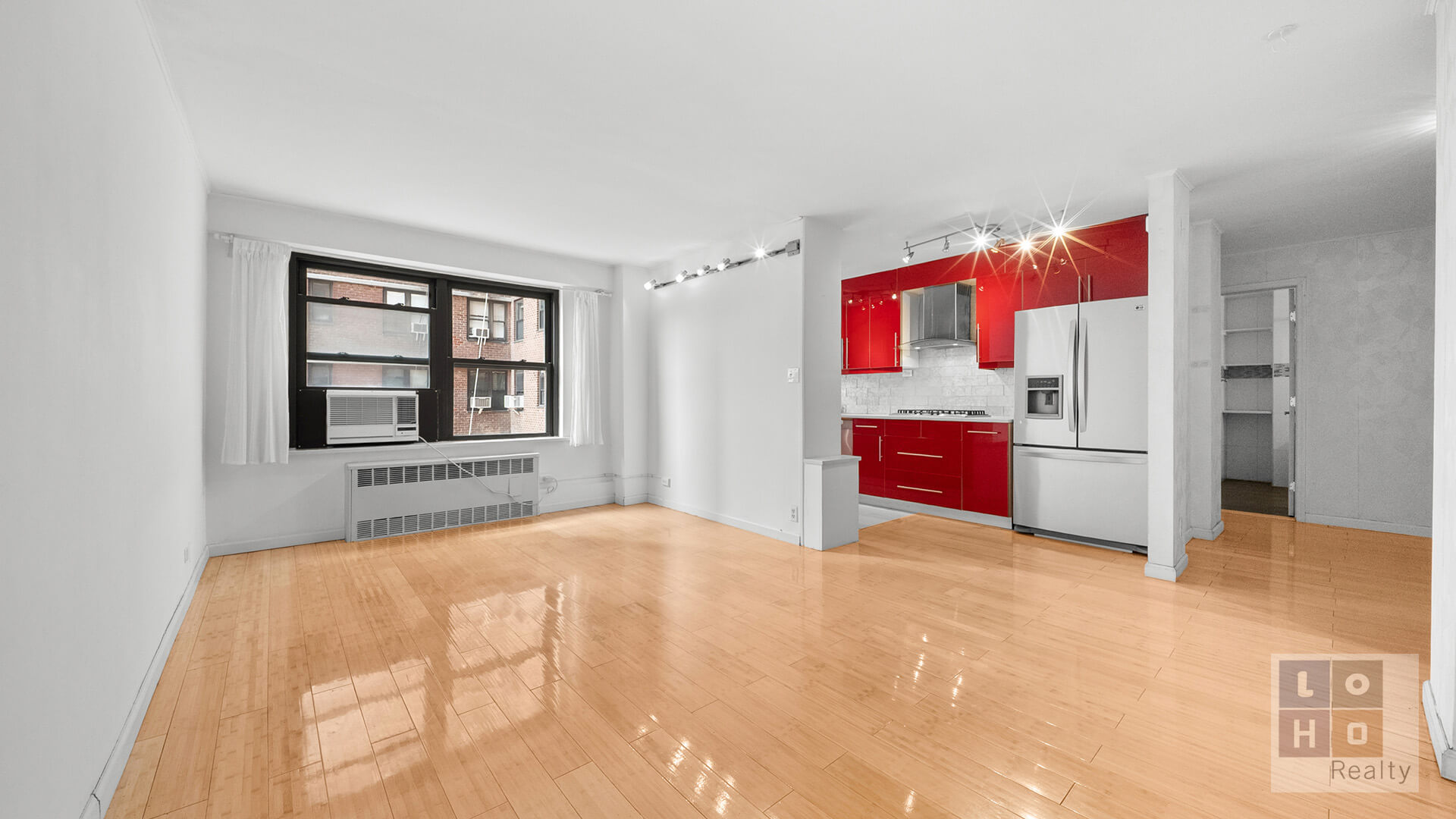 415 Grand Street E905 Property Photo 5