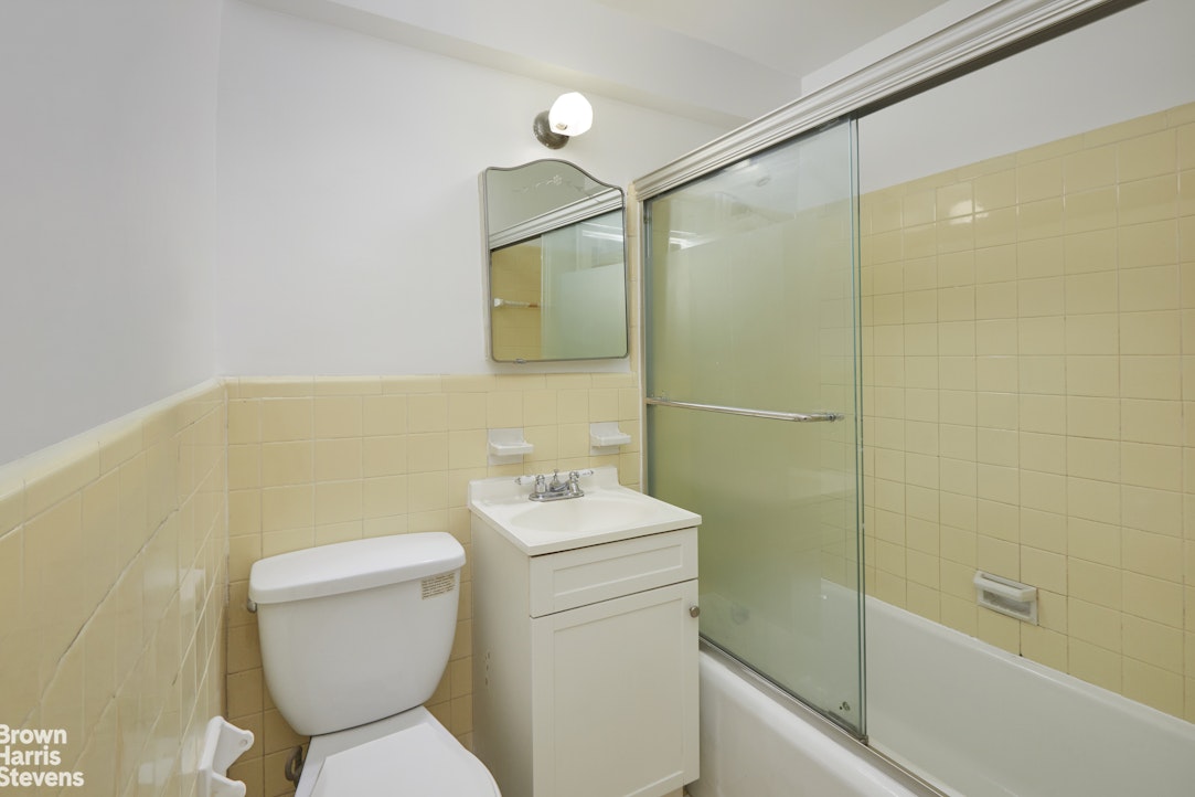 3103 Fairfield Avenue 10a Property Photo 8