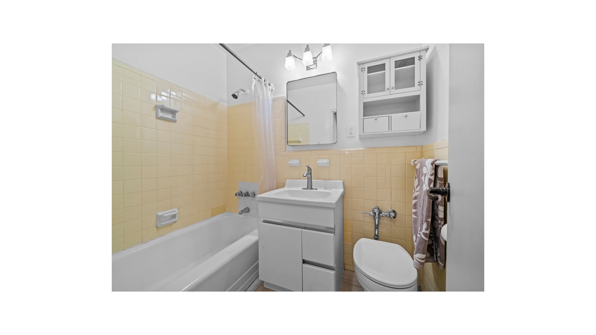 629 Kappock Street 7n Property Photo 10
