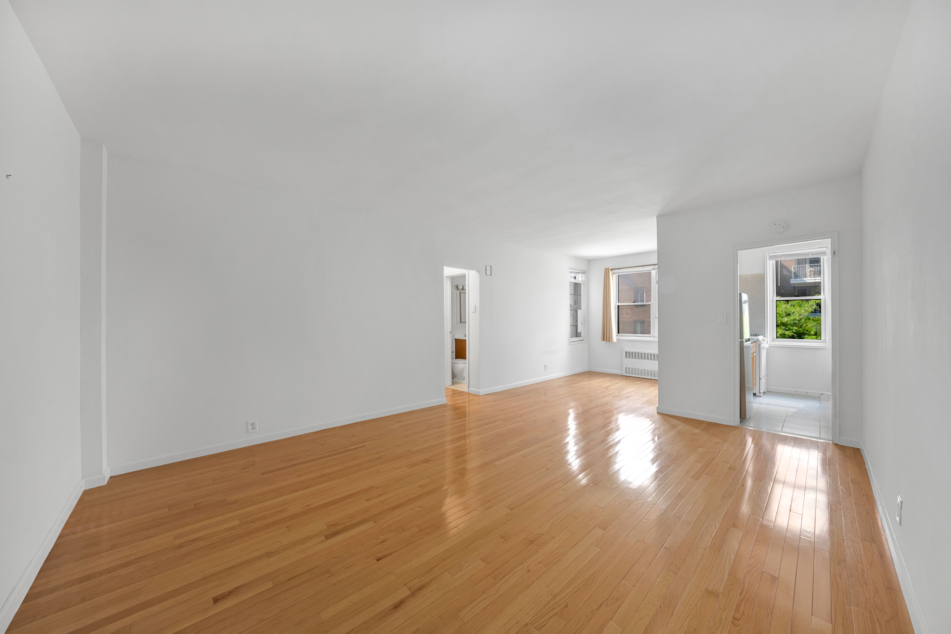 350 E 30th Street 3f Property Photo 2