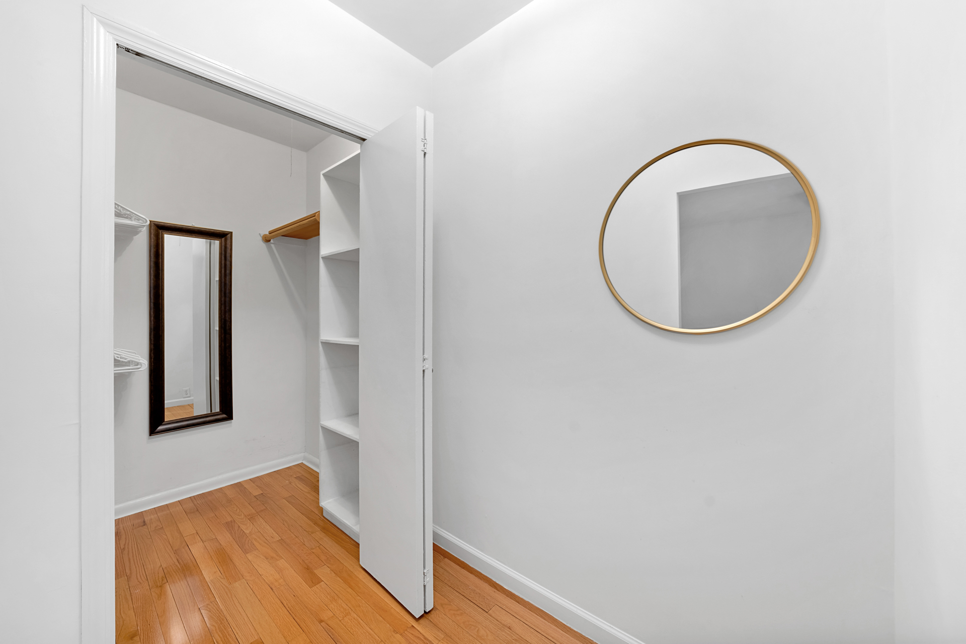 350 E 30th Street 3f Property Photo 4