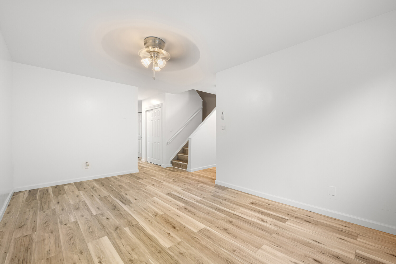 16 N Portland Avenue 2 Property Photo 3