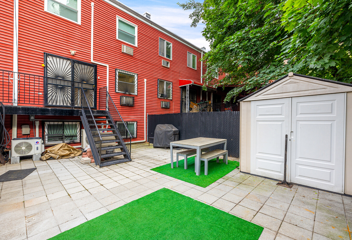 16 N Portland Avenue 2 Property Photo 6