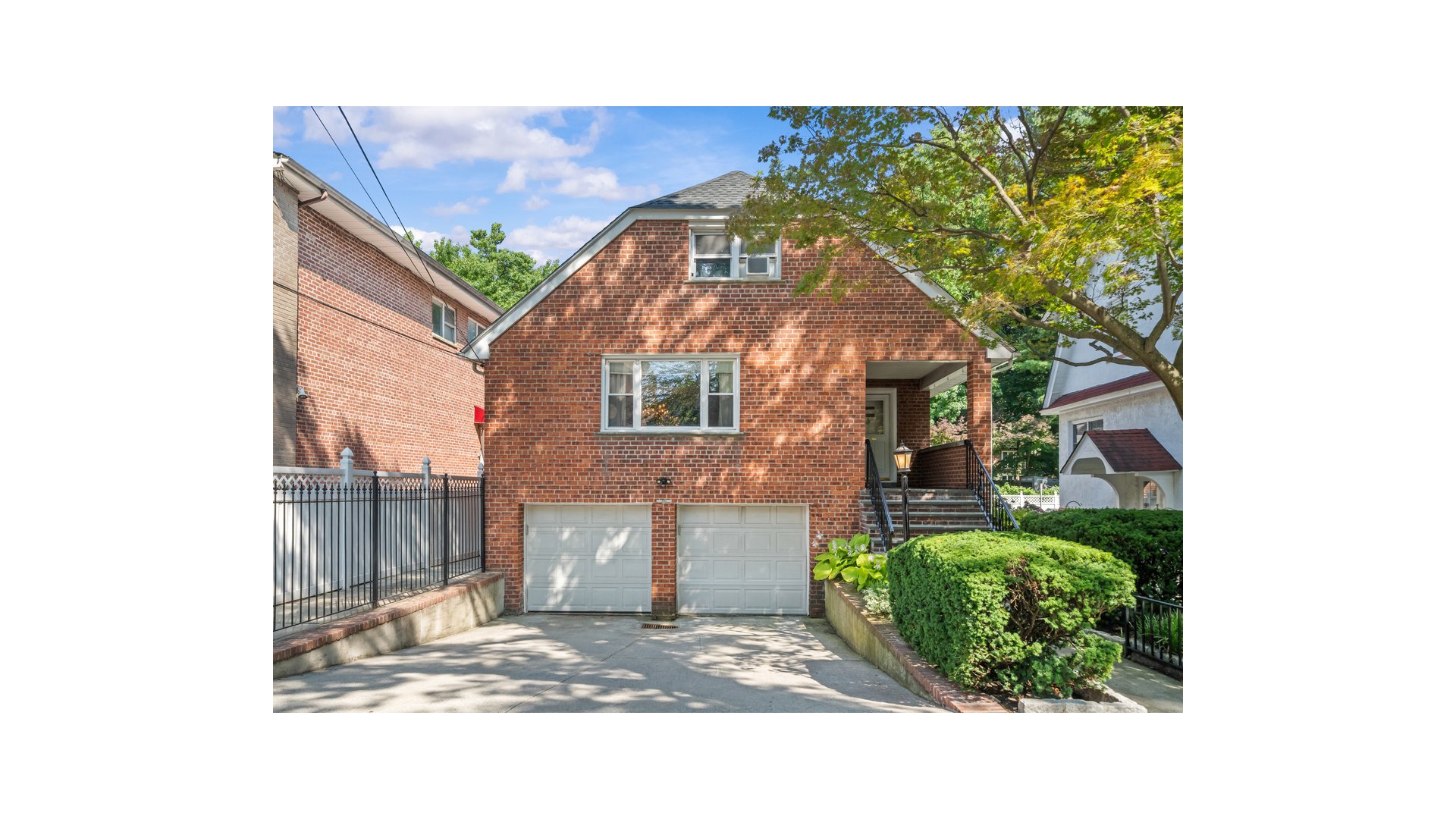3132 Fairfield Avenue Property Photo 1