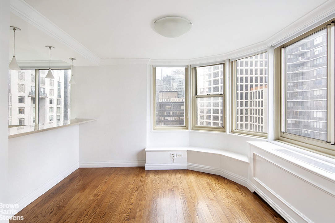 30 W 63rd Street 16h Property Photo 2