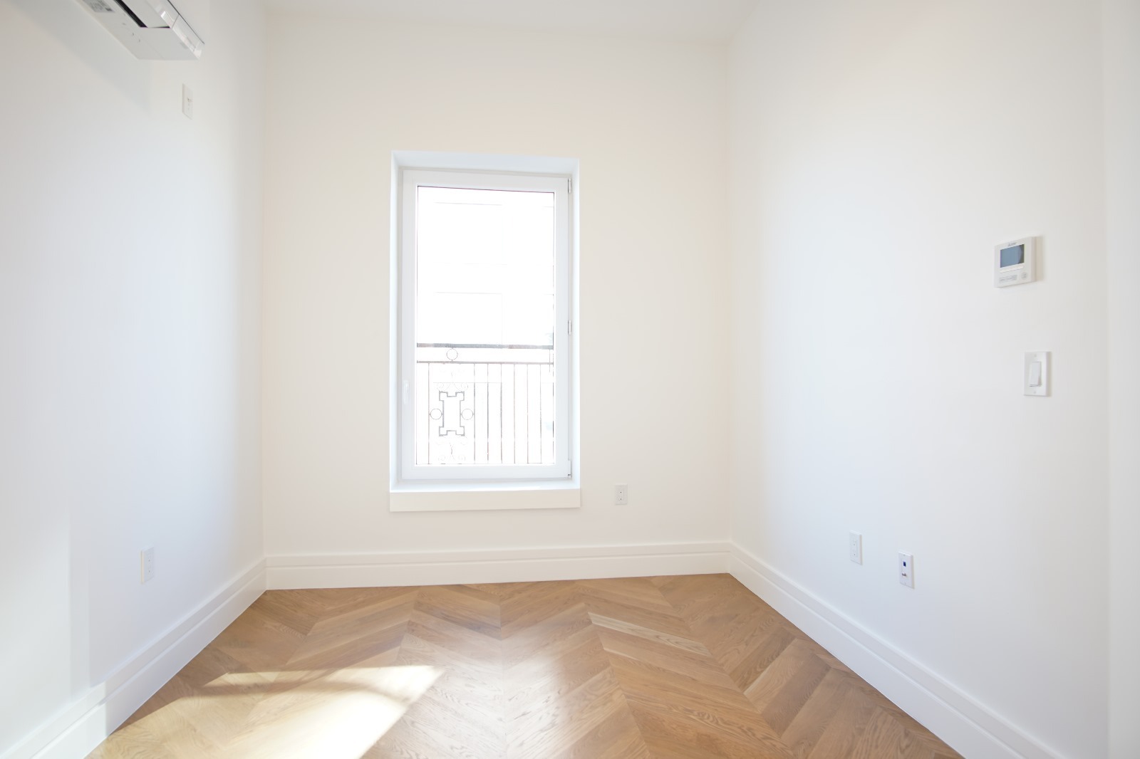 370 Lenox Avenue Ph7 Property Photo 4