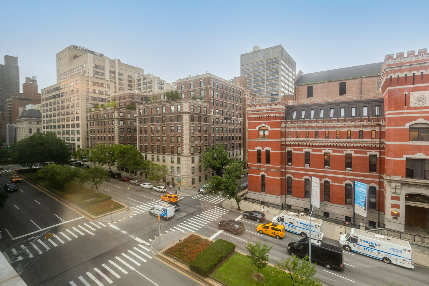 650 Park Avenue 7e Property Photo 2