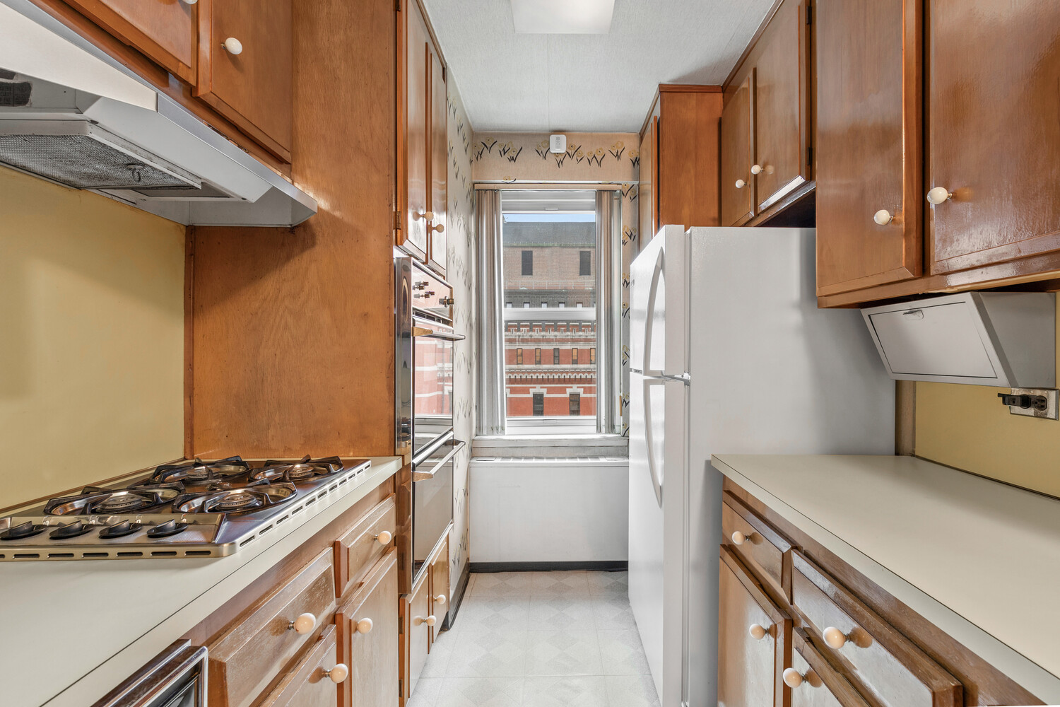 650 Park Avenue 7e Property Photo 9