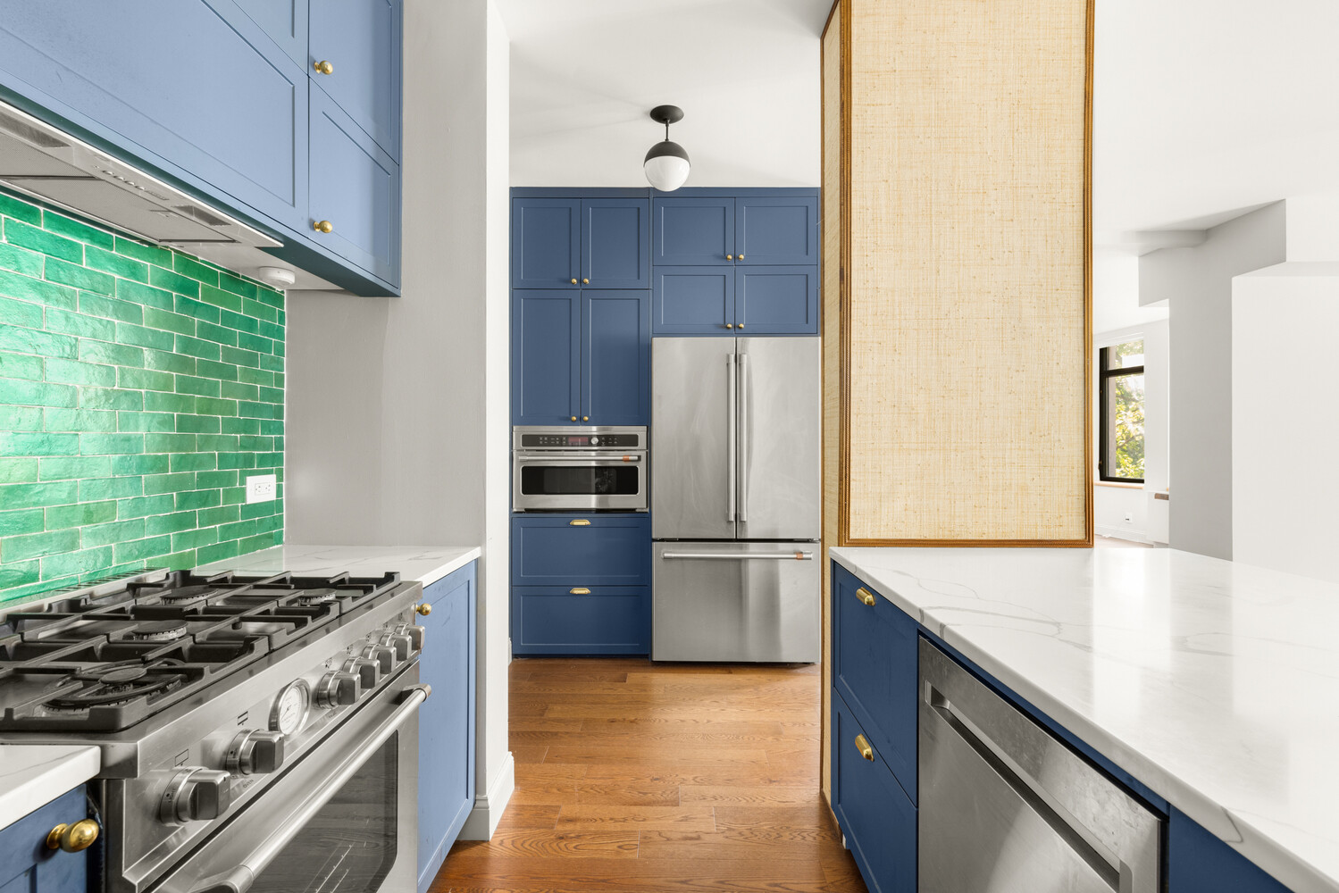 222 Riverside Drive 3a Property Photo 5