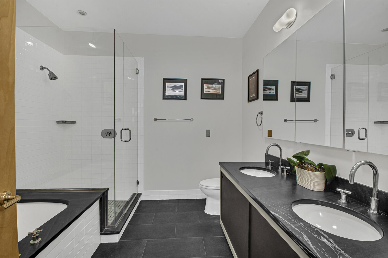70 Washington Street 12a Property Photo 9