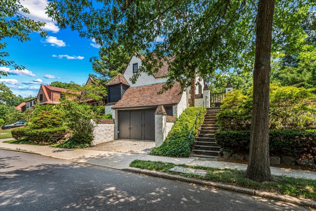 50 Overhill Road Property Photo 46