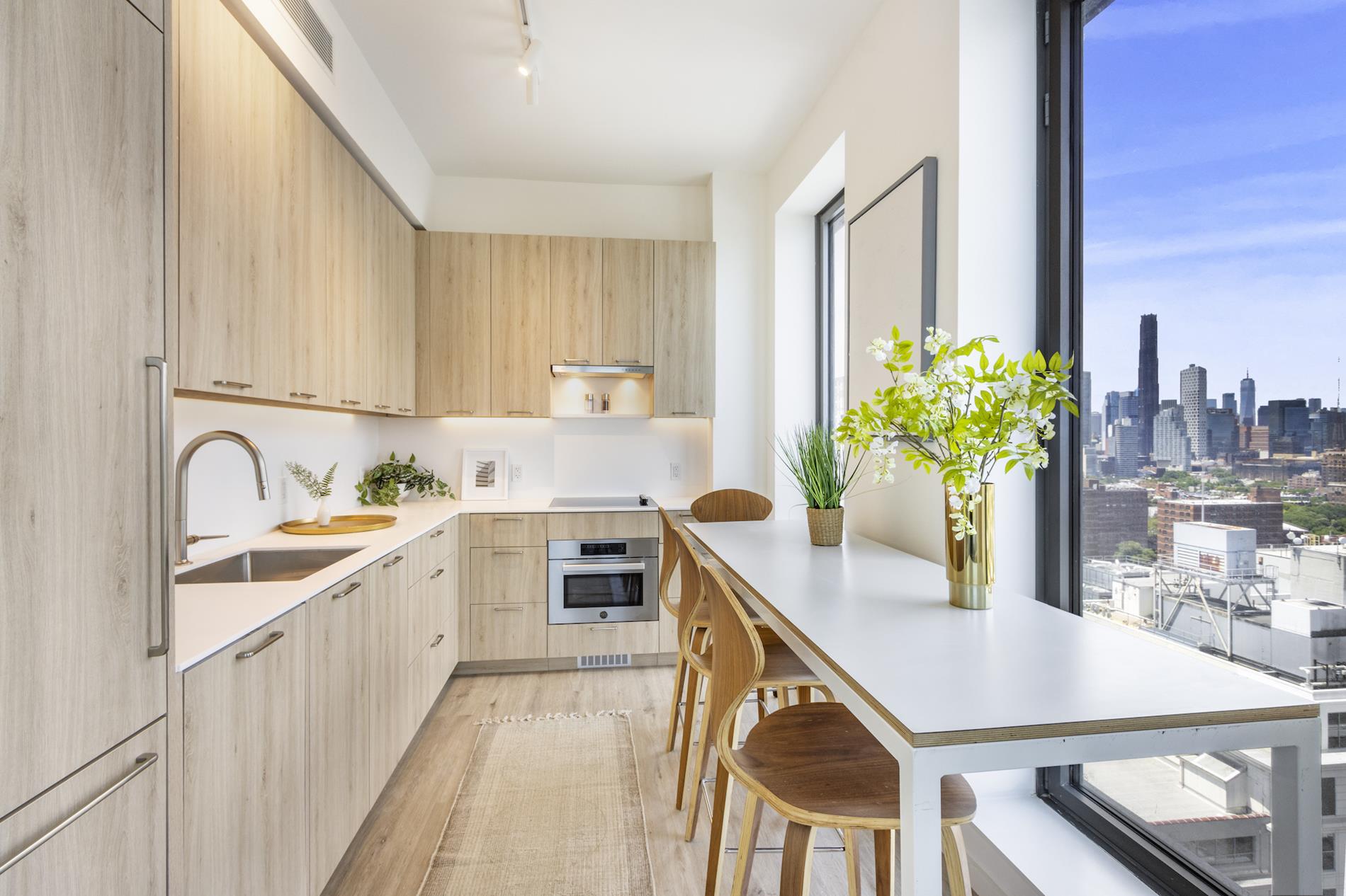 545 Vanderbilt Avenue 18-i Property Photo 3