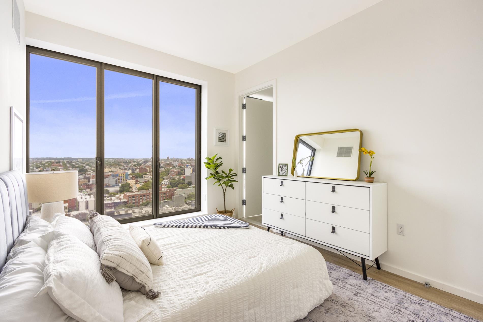 545 Vanderbilt Avenue 18-i Property Photo 5