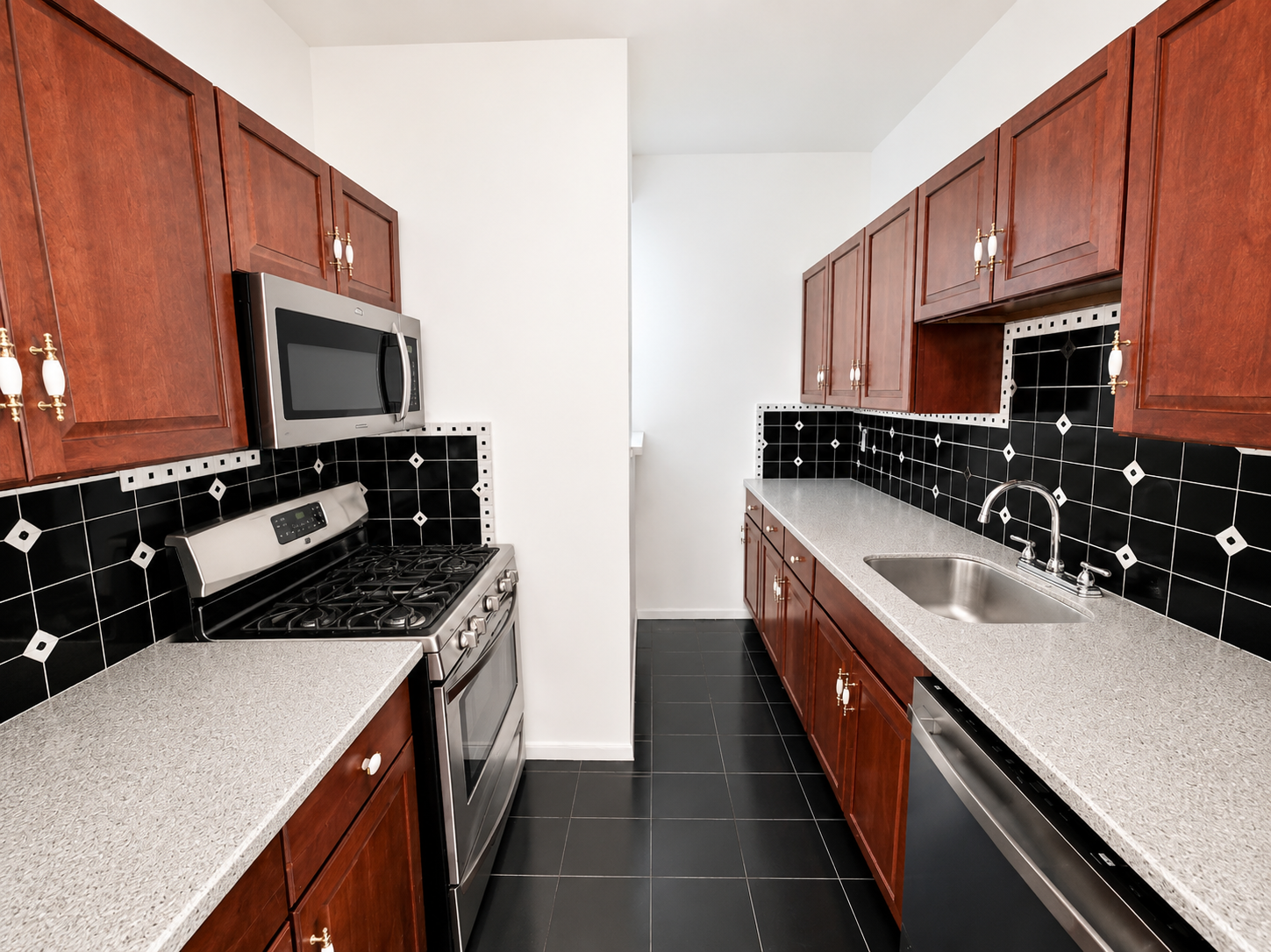 118 Clinton Avenue 2a Property Photo 4