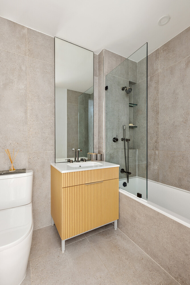 183 Mc Guinness Boulevard 6c Property Photo 7