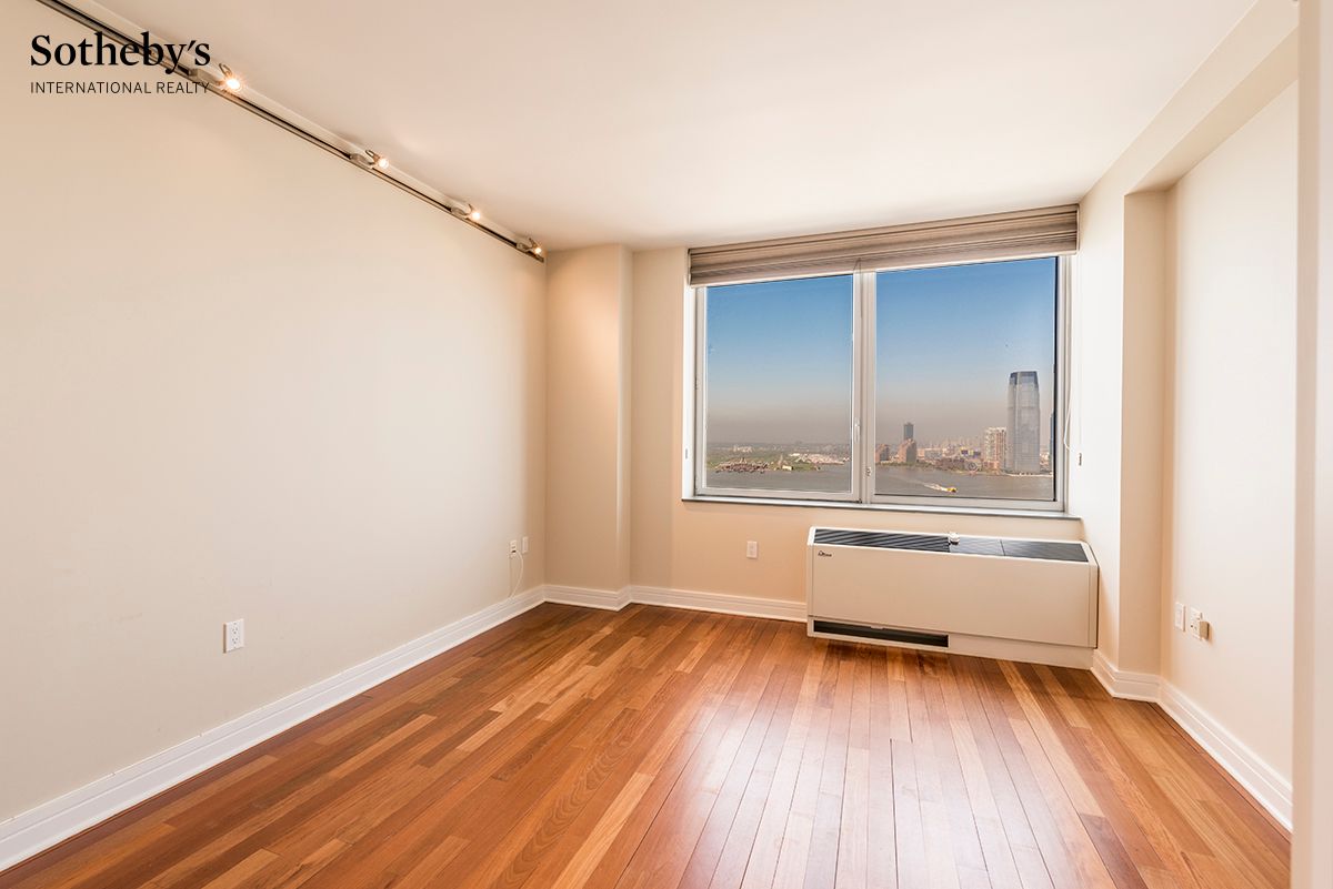 30 West Street 27g Property Photo 2