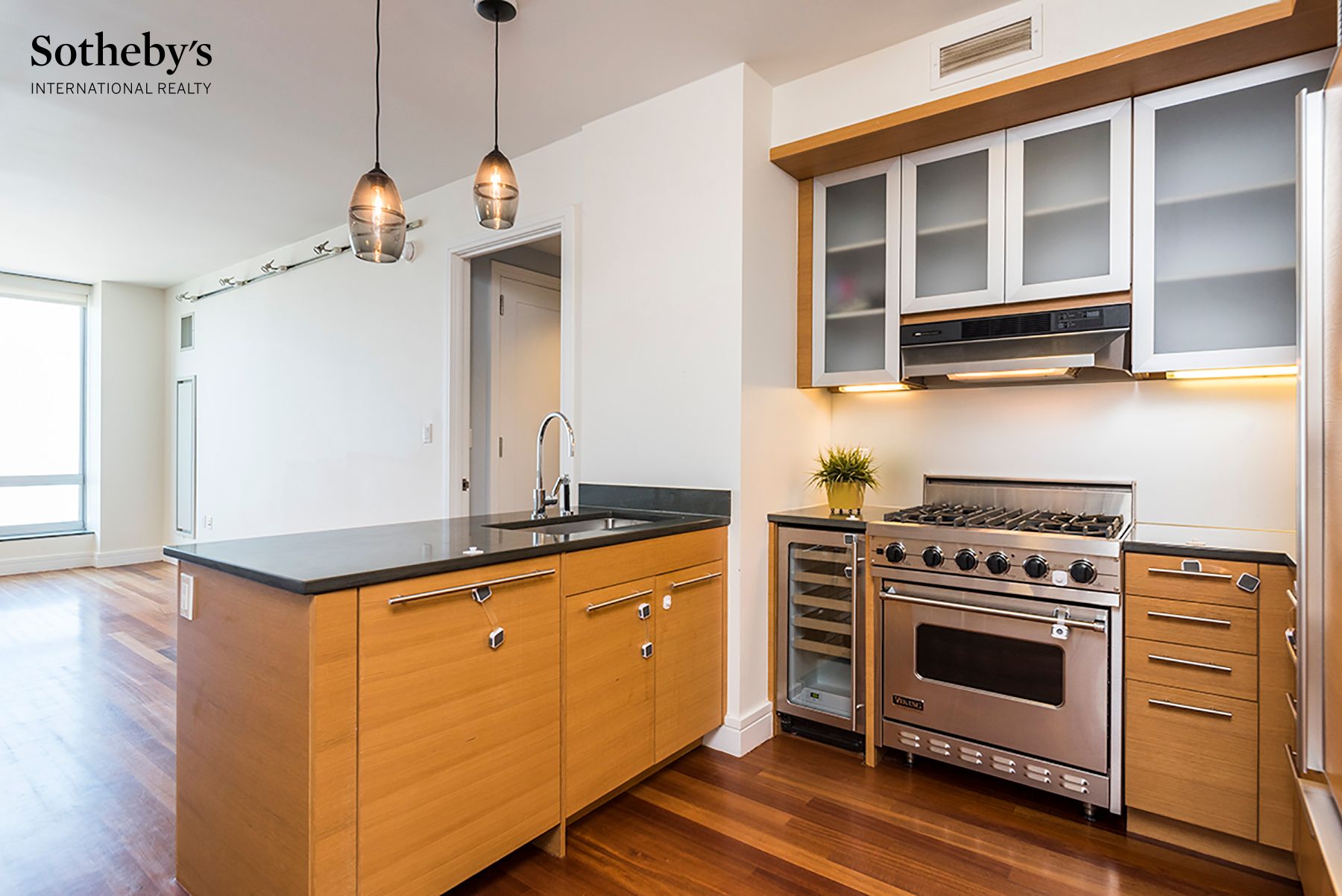 30 West Street 27g Property Photo 4