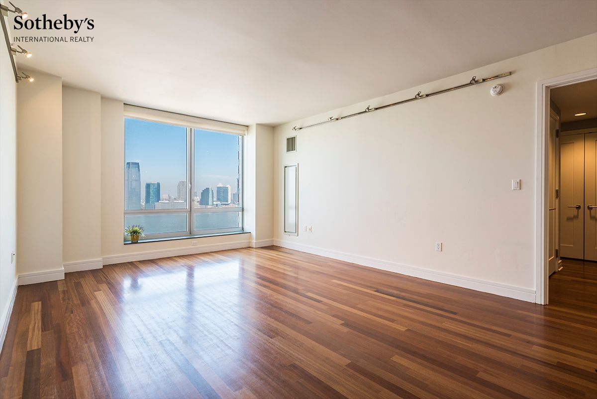 30 West Street 27g Property Photo 10
