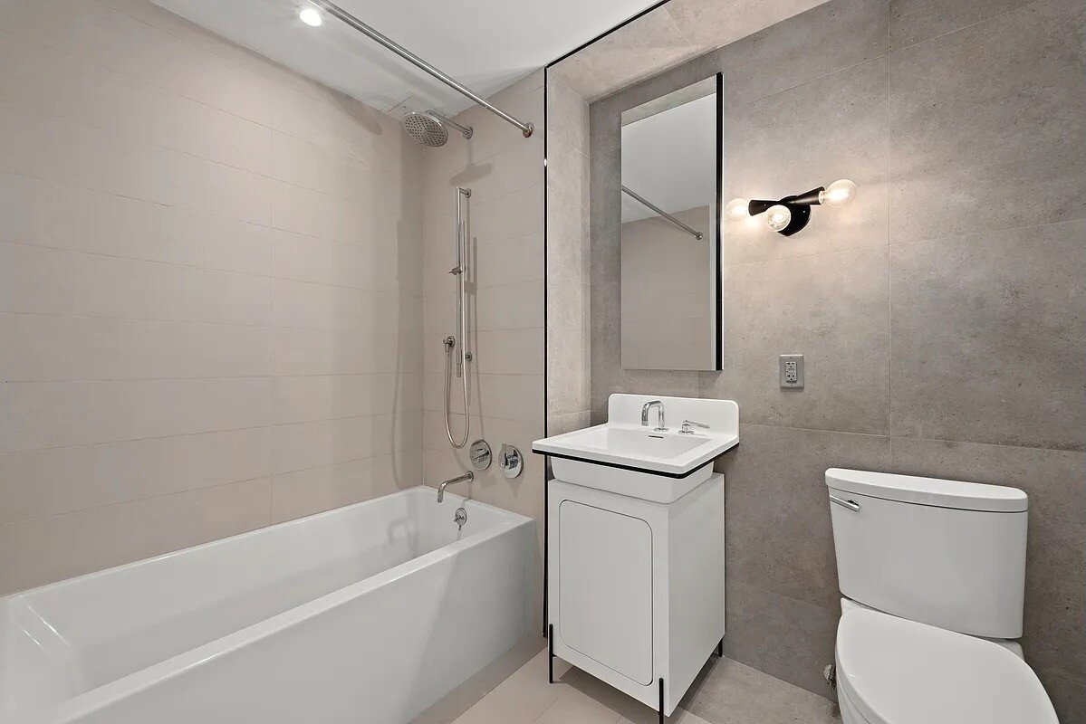54 Noll Street 734 Property Photo 6