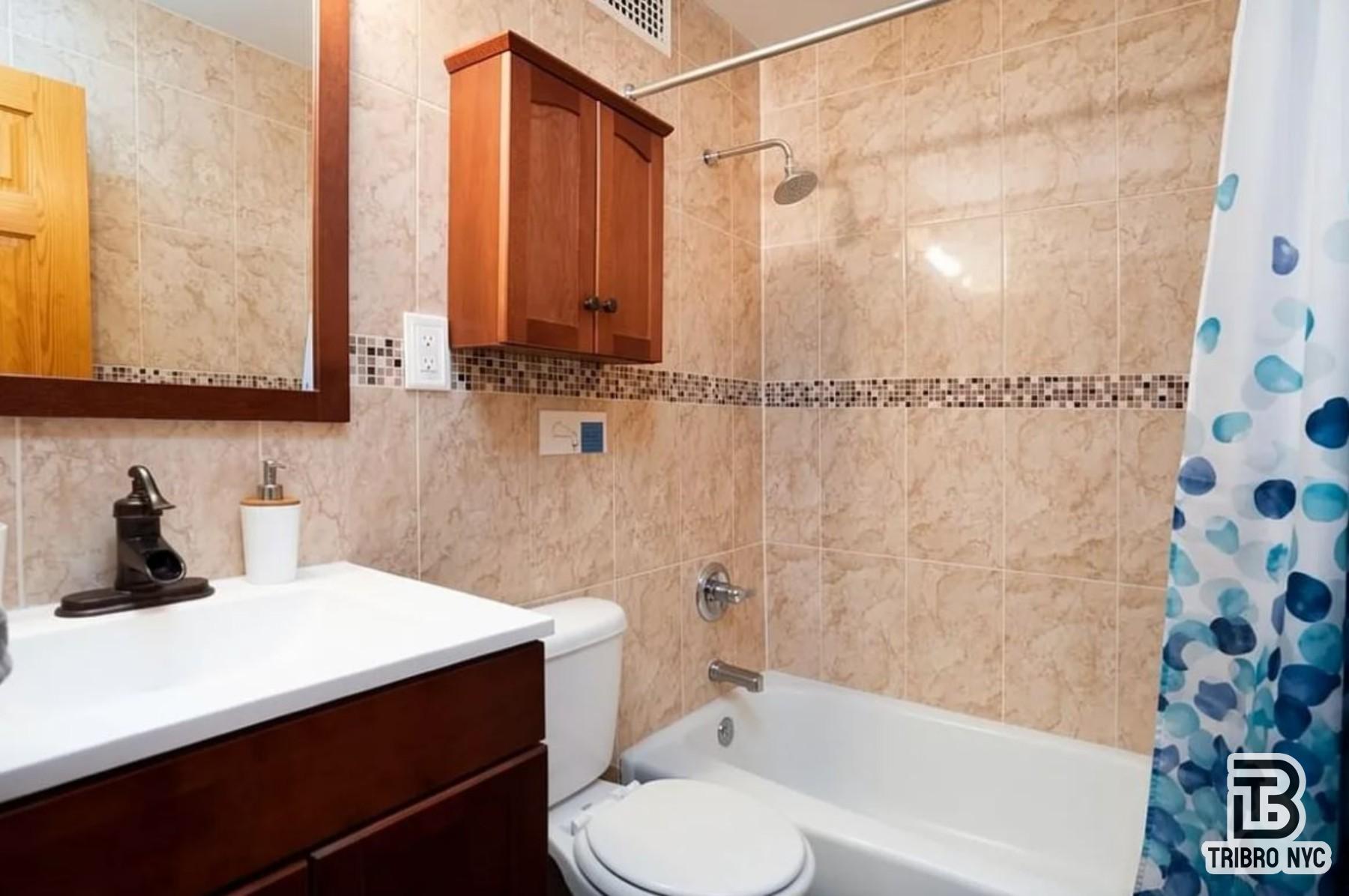 240 E 26th Street 2e Property Photo 6