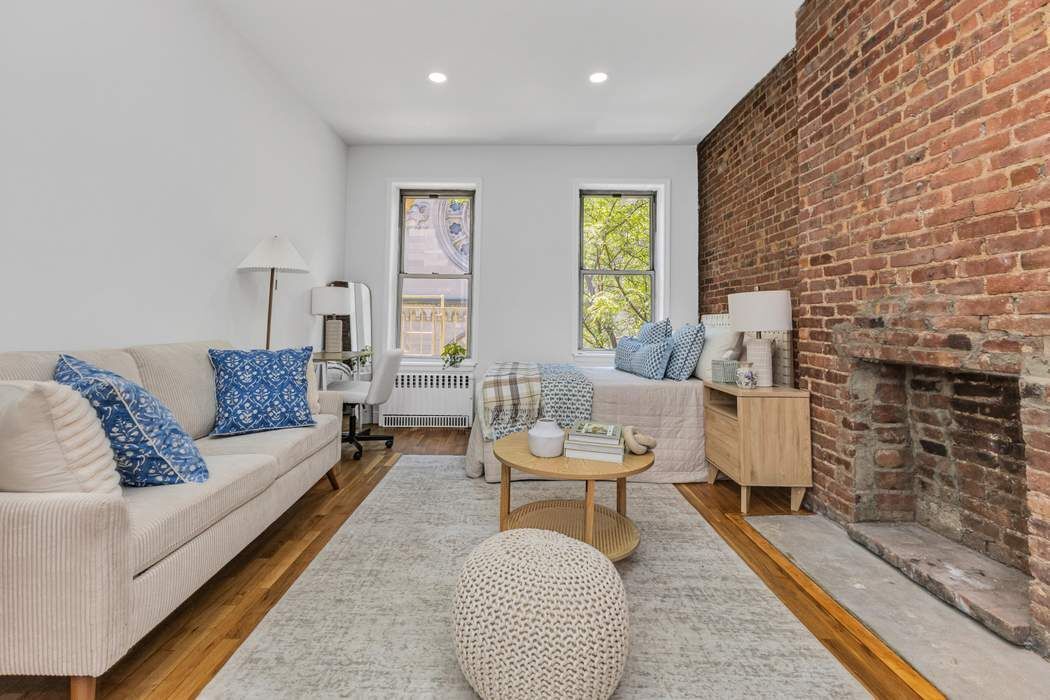 407 E 87th Street 2A Property Photo 1