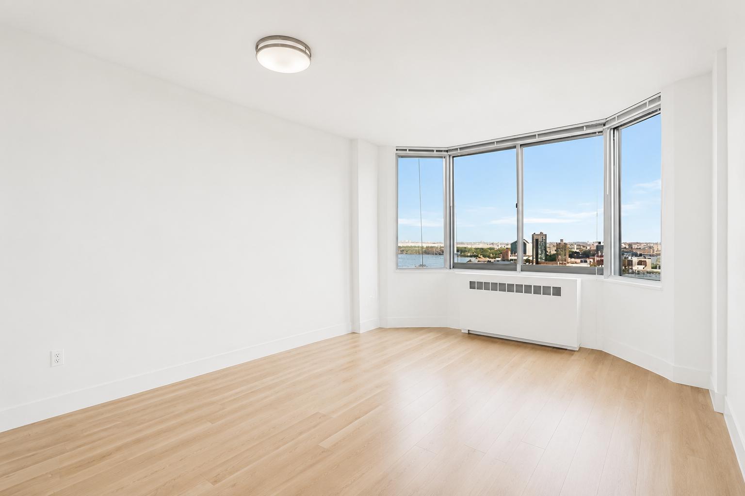 1735 York Avenue 33b Property Photo 4