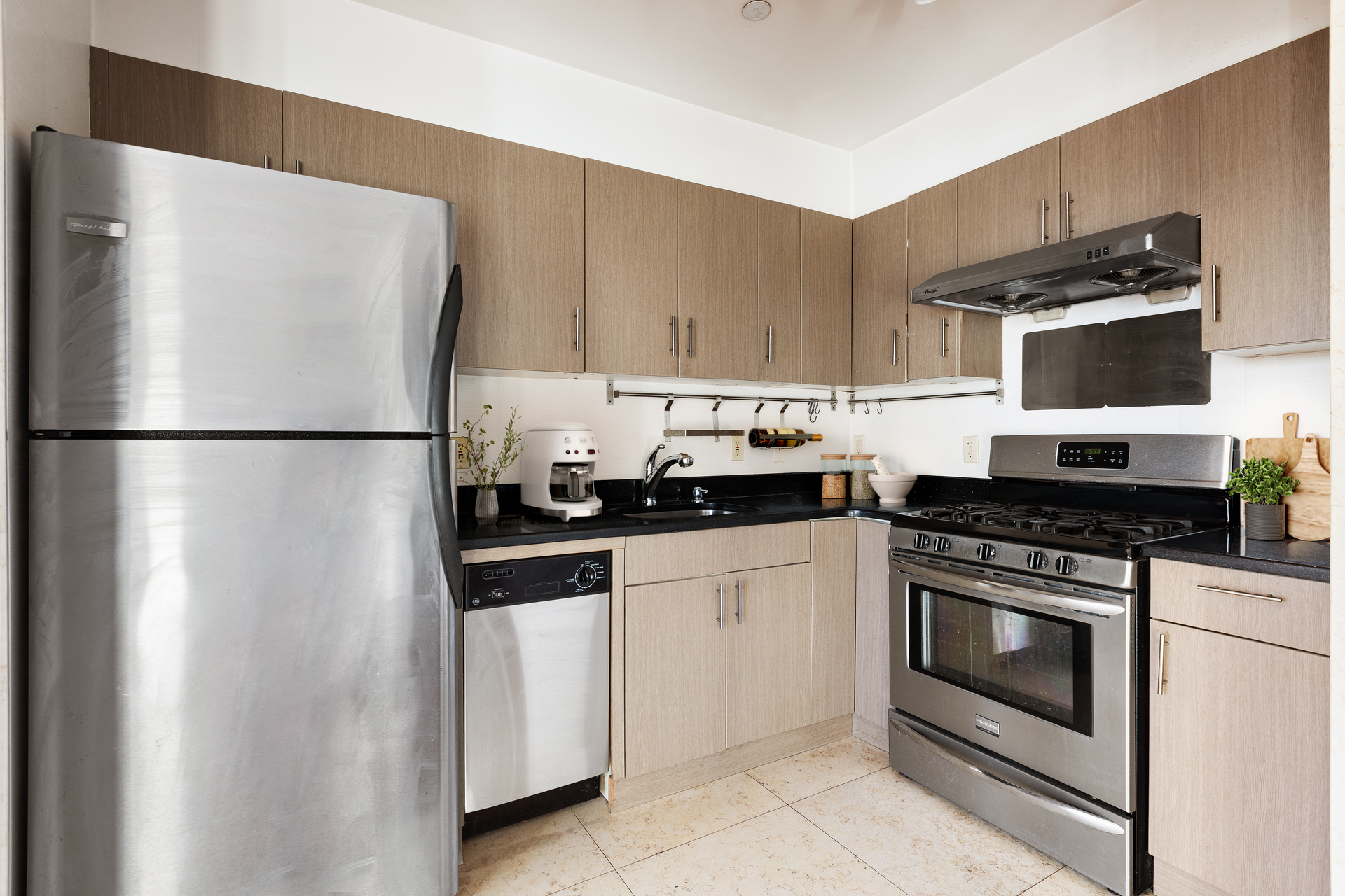 228 Bushwick Avenue 7b Property Photo 6