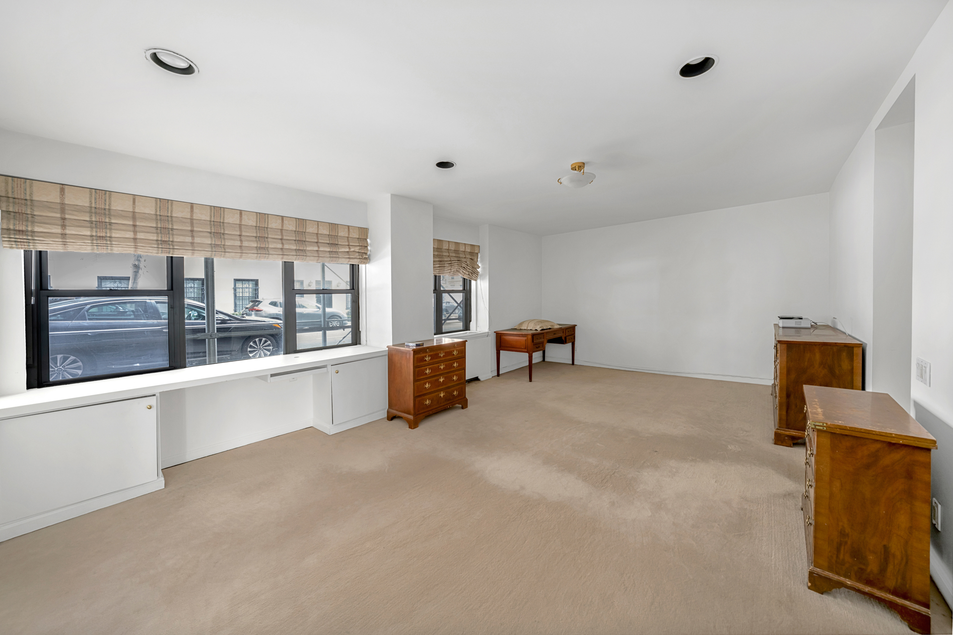 16 Sutton Place 1a/1b Property Photo 7