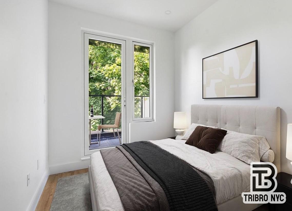 463 Lexington Avenue 4 Property Photo 6