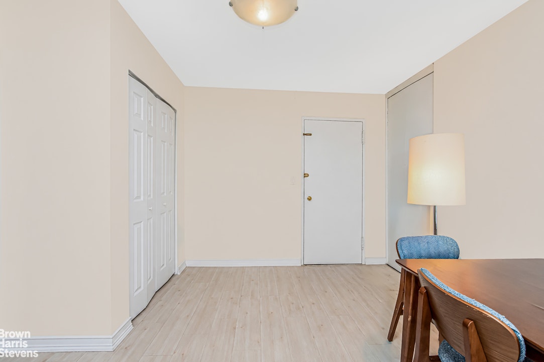 5900 ARLINGTON Avenue 4G Property Photo 1