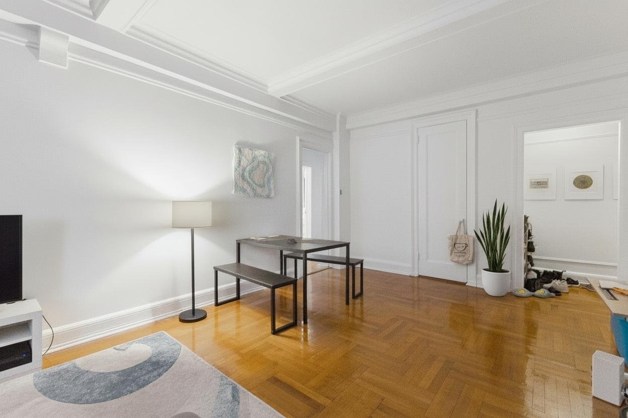 120 W 58th Street 6-a Property Photo 3