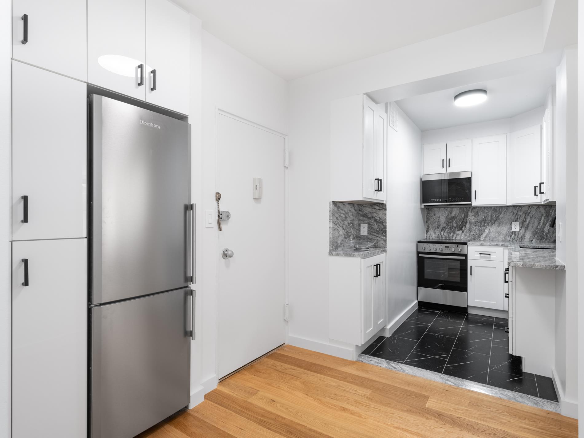 80 Park Avenue 6-F Property Photo 1