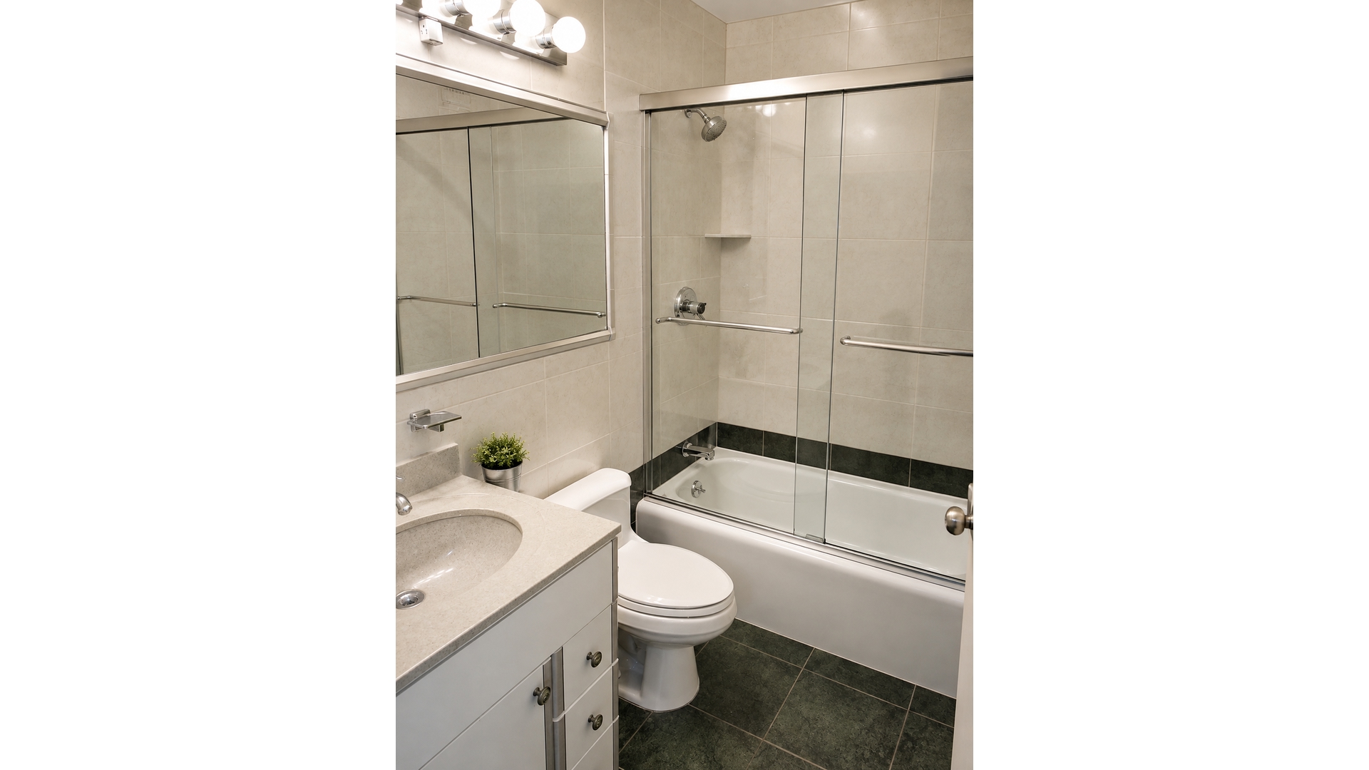301 E 79th Street 32n Property Photo 6
