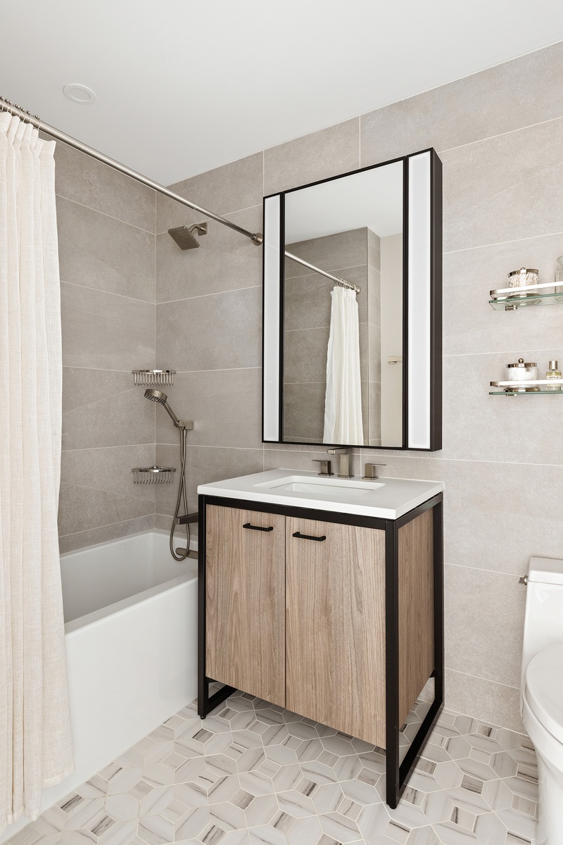 218 W 103rd Street 9-d Property Photo 6