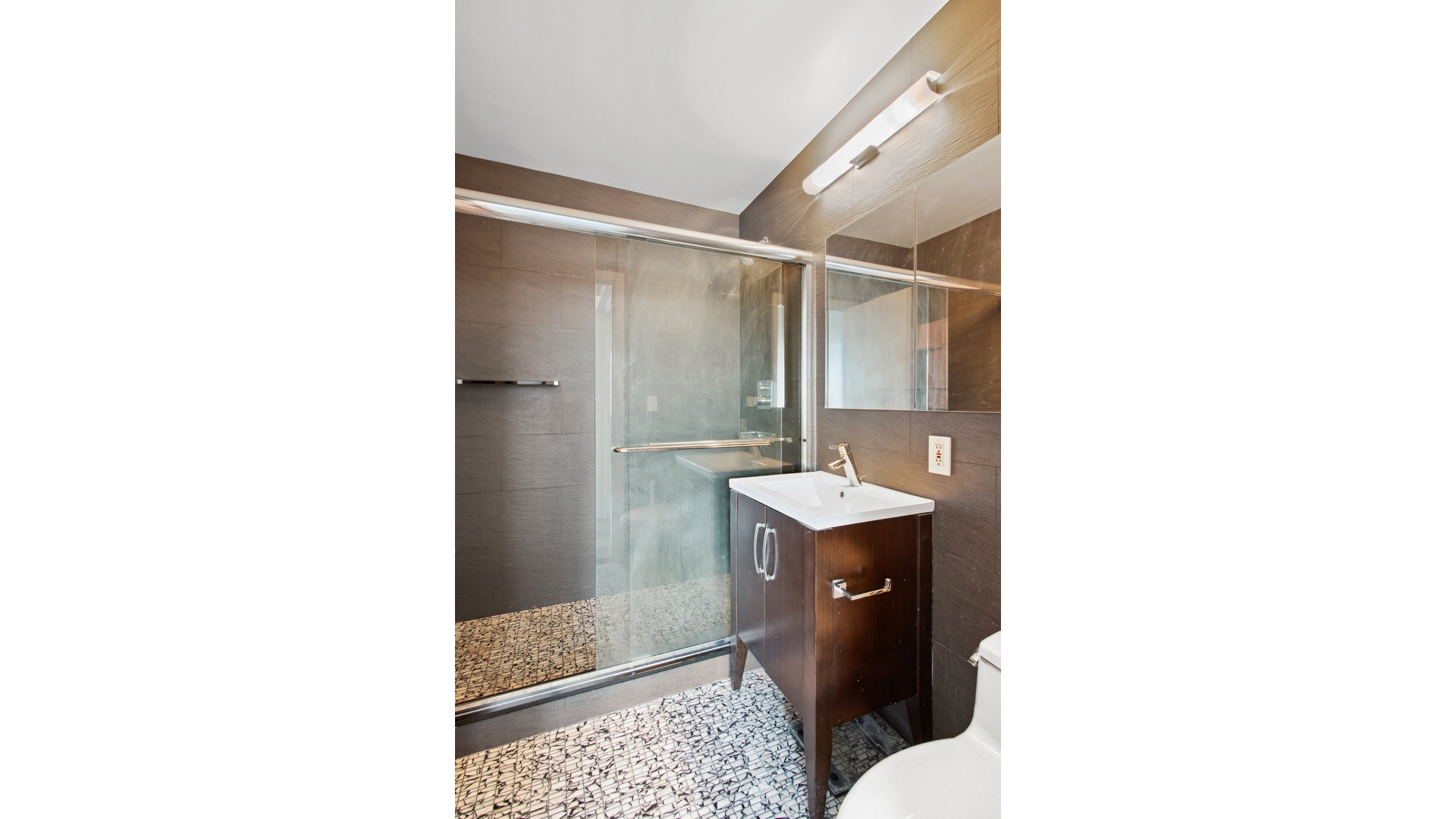 45 W 67th Street 22b Property Photo 11
