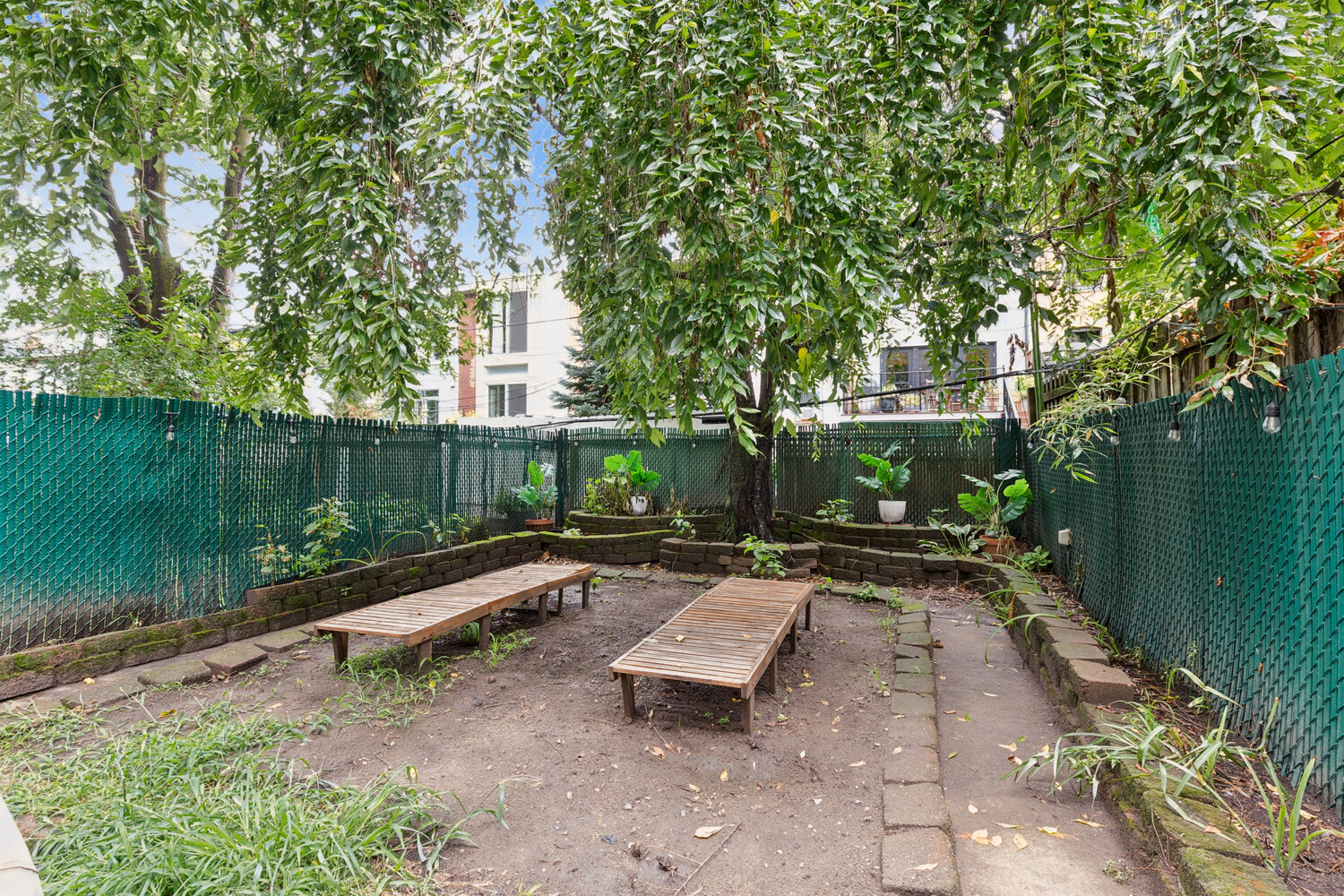 271 12th Street Garden Property Photo 5