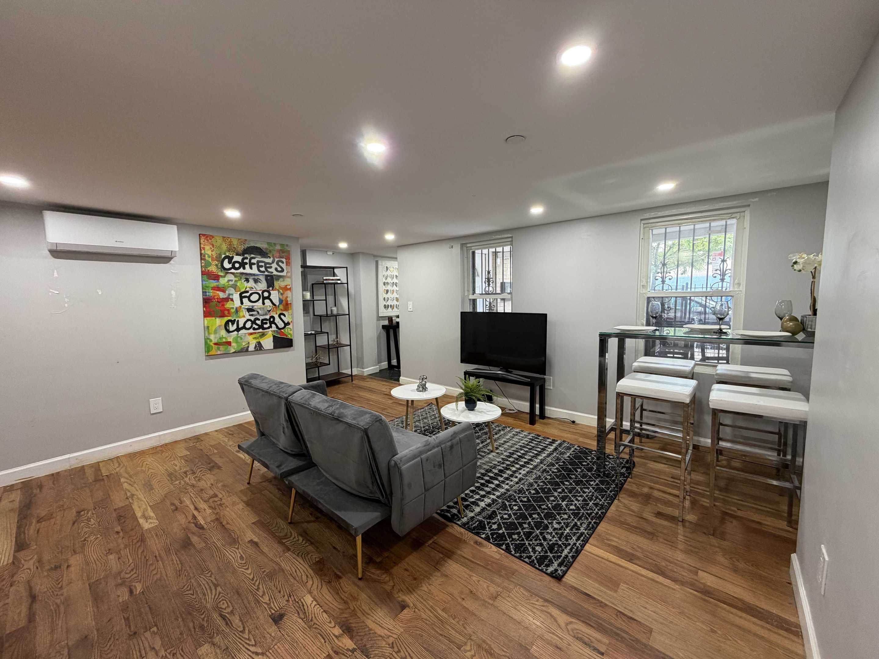 75 Woodbine Street 1b Property Photo 1